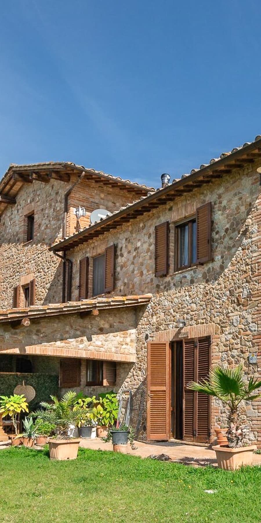 Rustic Country House in Charming Umbria Countryside