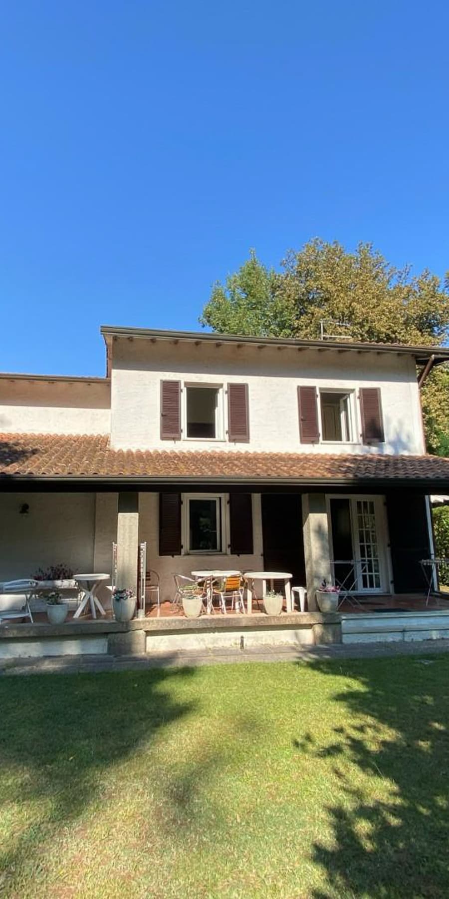 Villa elegante con giardino a Massa, Toscana