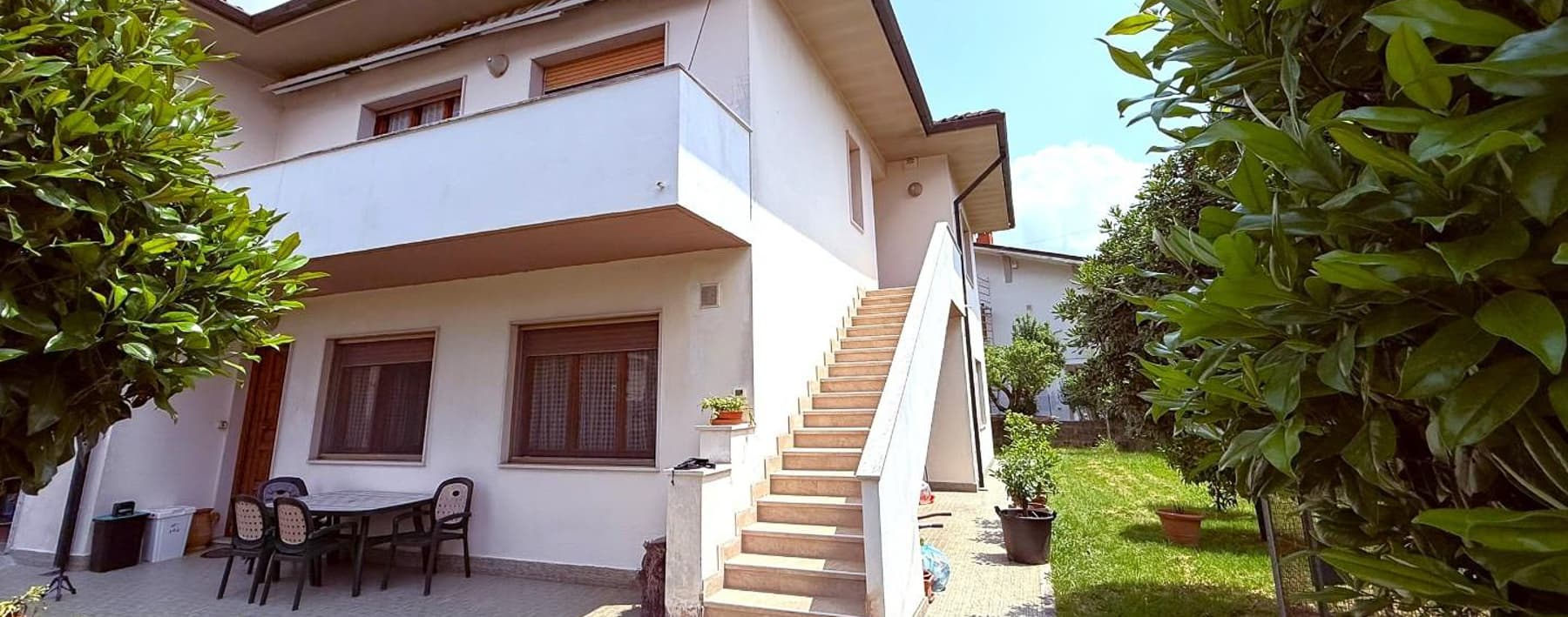 Villa esclusiva a Vicopisano, Toscana con giardino ampio