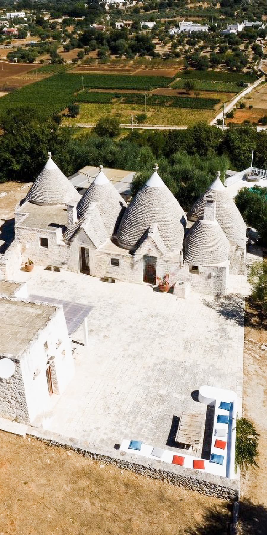 Trullo con piscina nella Valle d'Itria, Cisternino