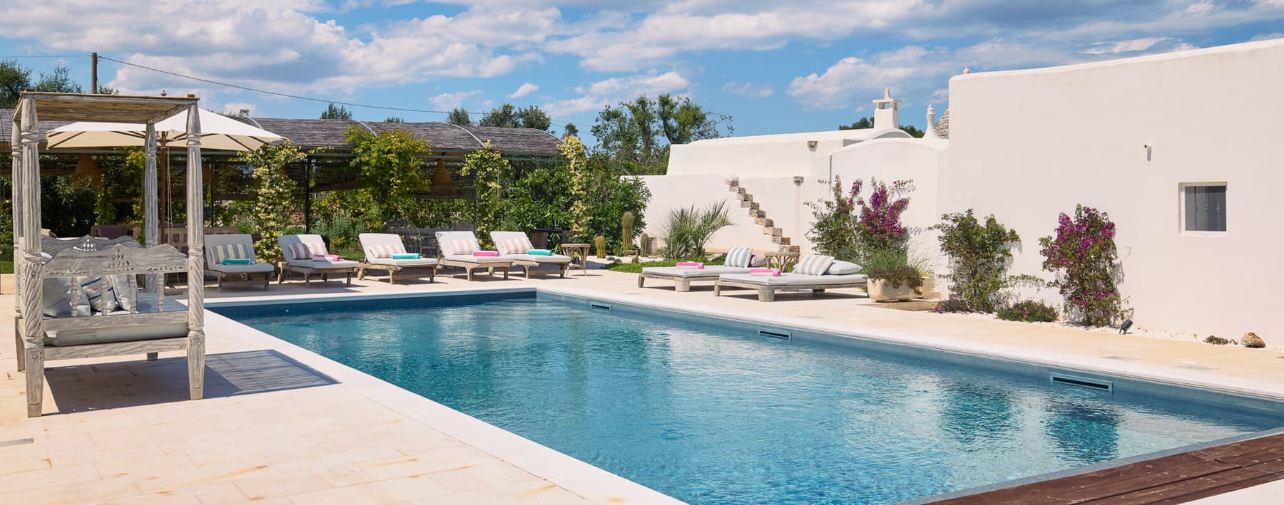 Charming Trullo in Ostuni, Puglia's Scenic Countryside