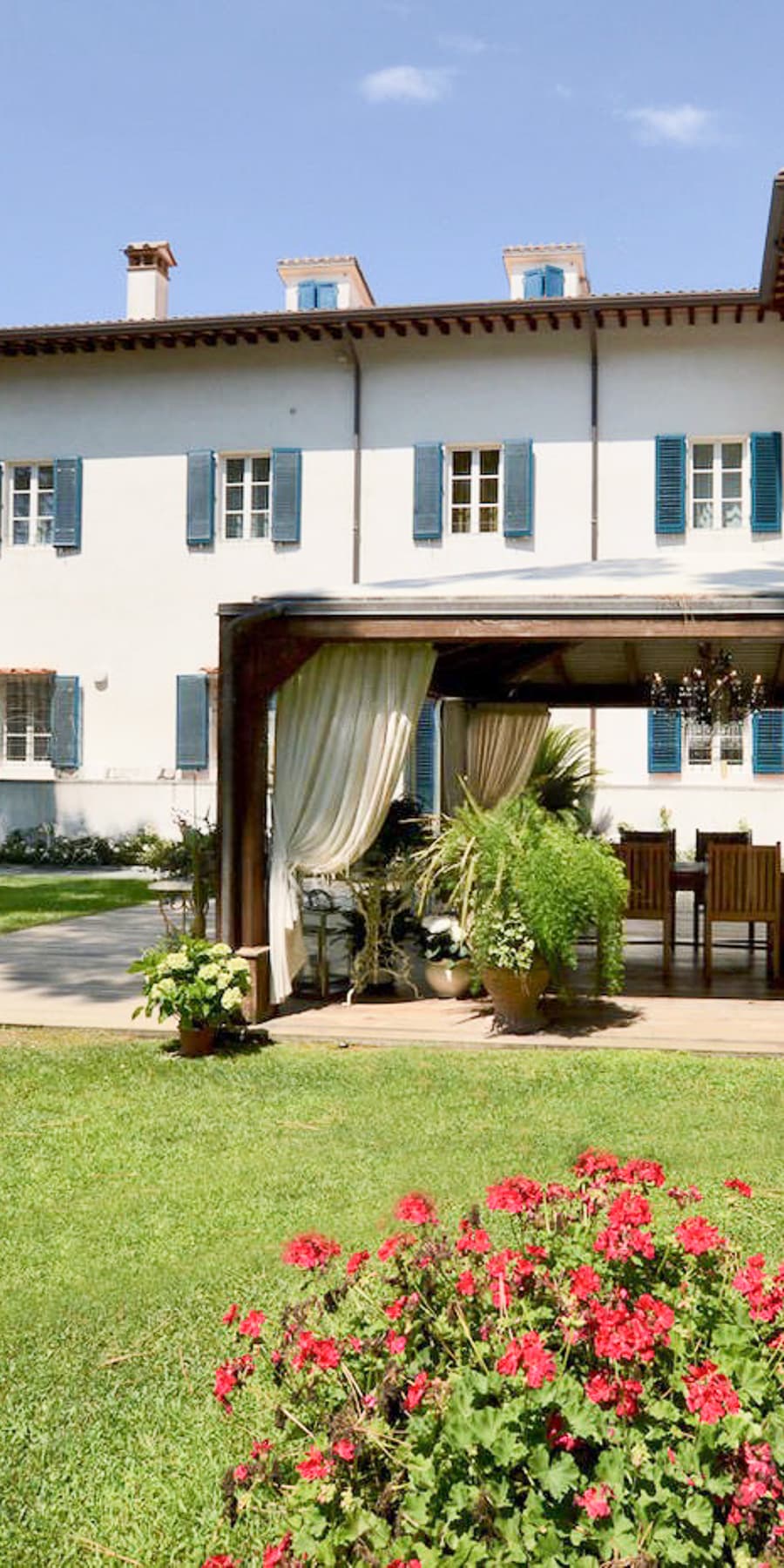 Villa di lusso con piscina a Massa, Toscana