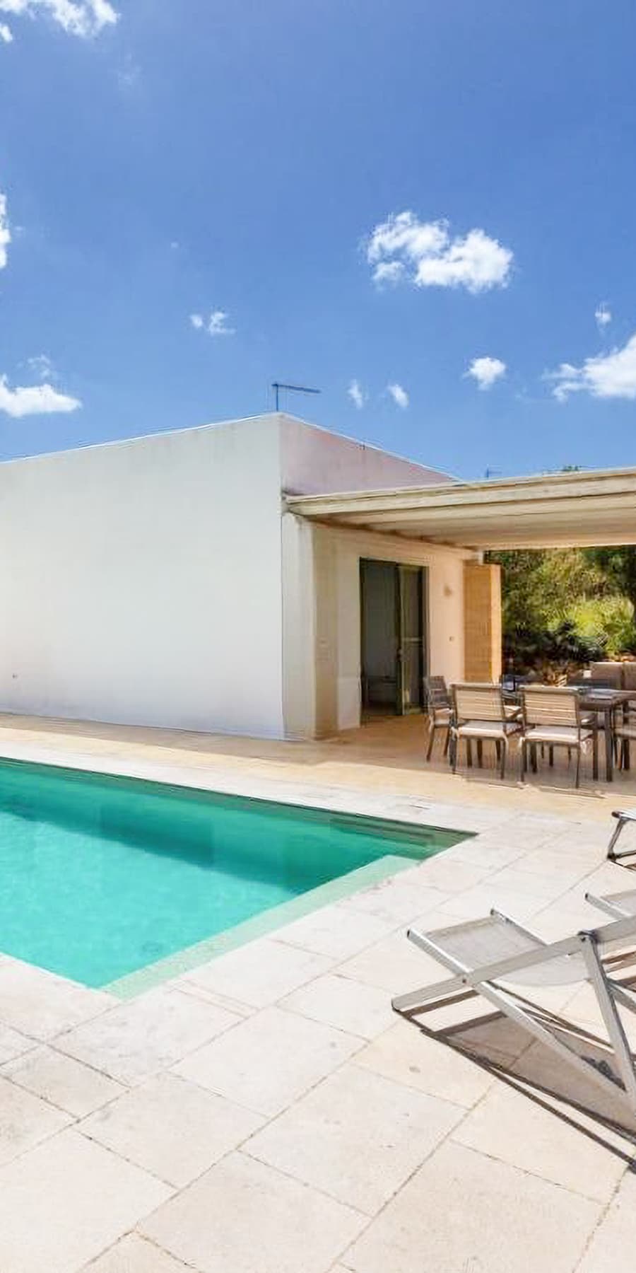 Villa con giardino e piscina a Carovigno, Puglia