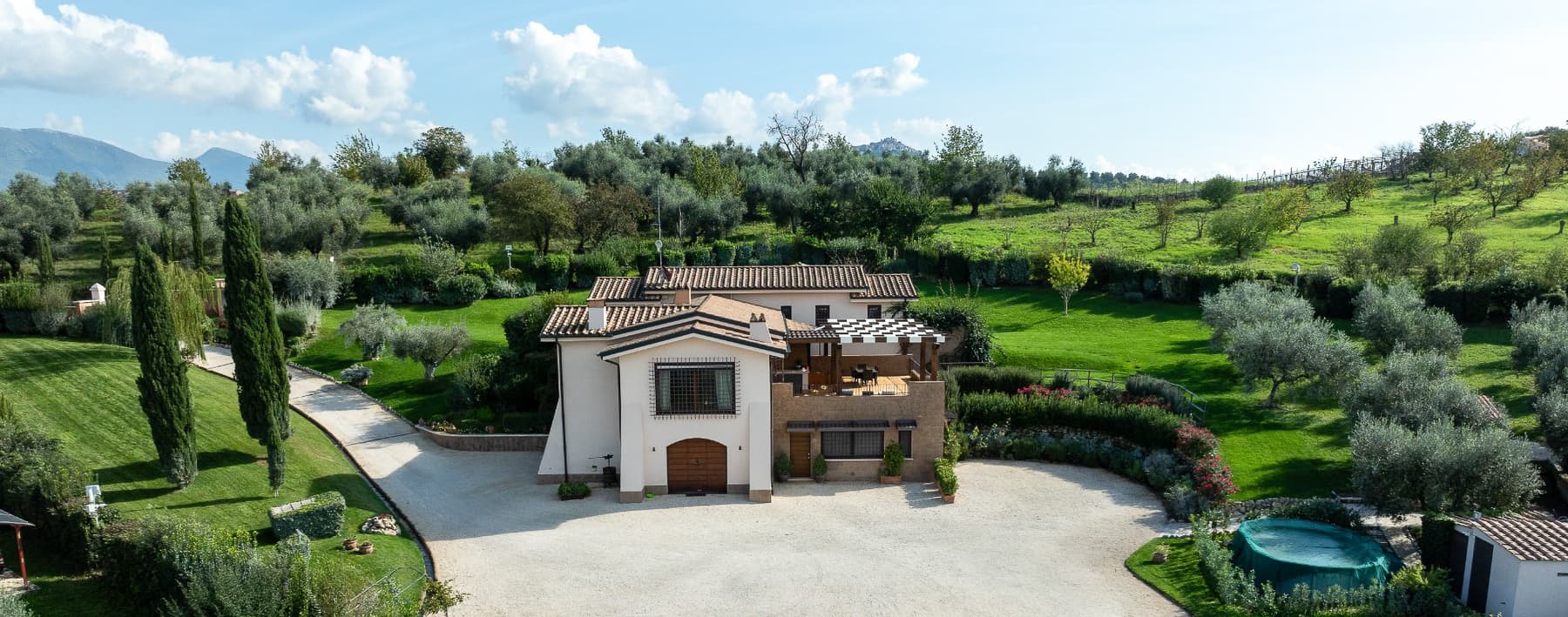 Charming Villa in Mentana, Lazio Region