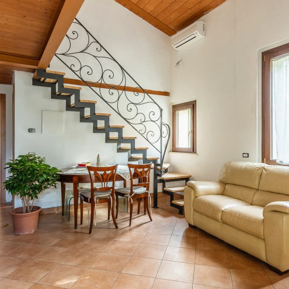 Casale di lusso a Monteriggioni, cuore della Toscana