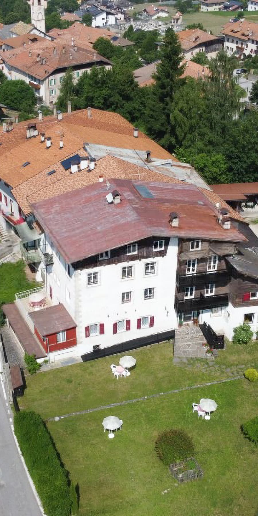 Detached House in Borgo d'Anaunia, Trentino-Alto Adige