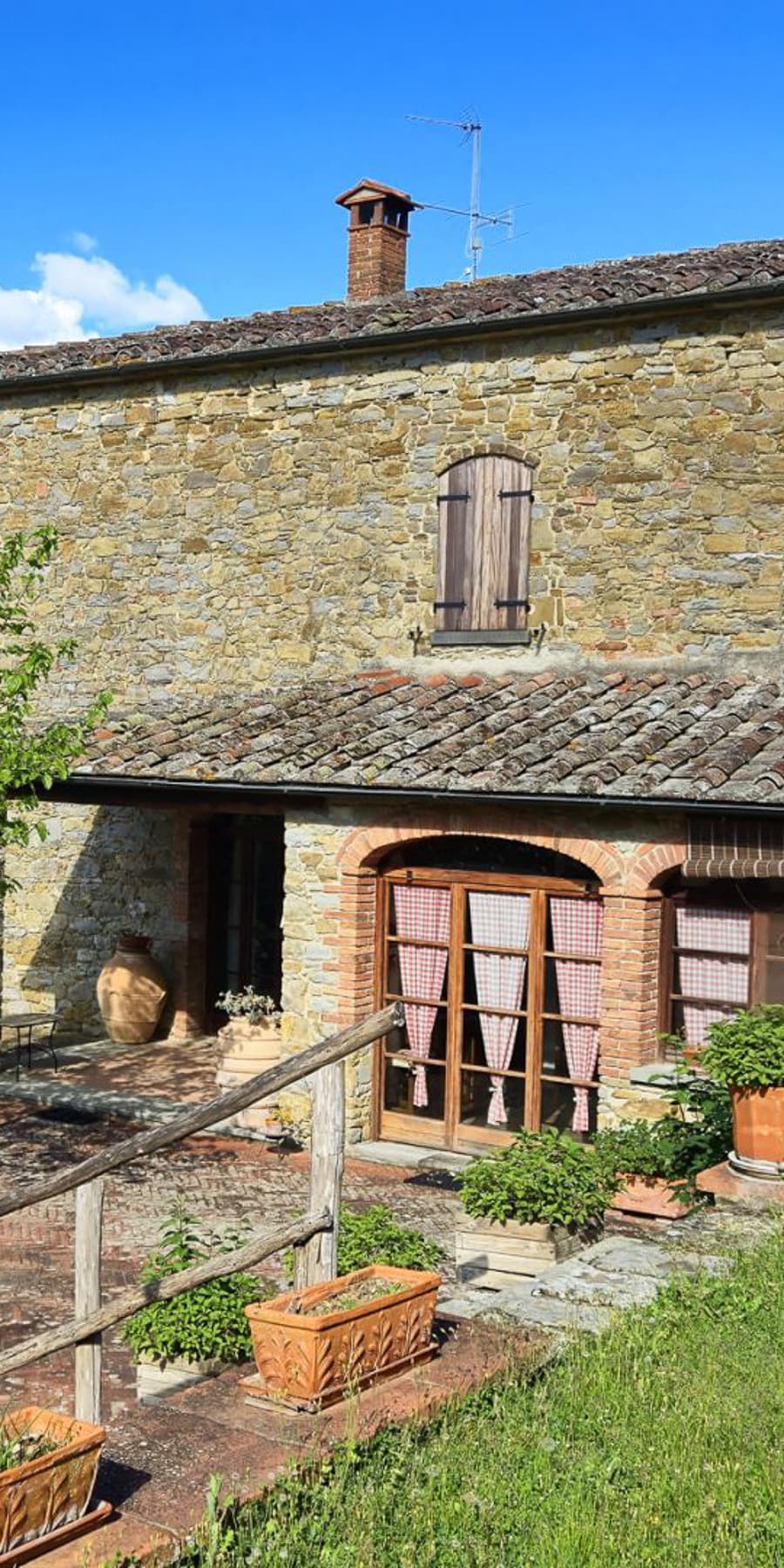 Casale con Piscina nelle Colline di Sinalunga, Toscana