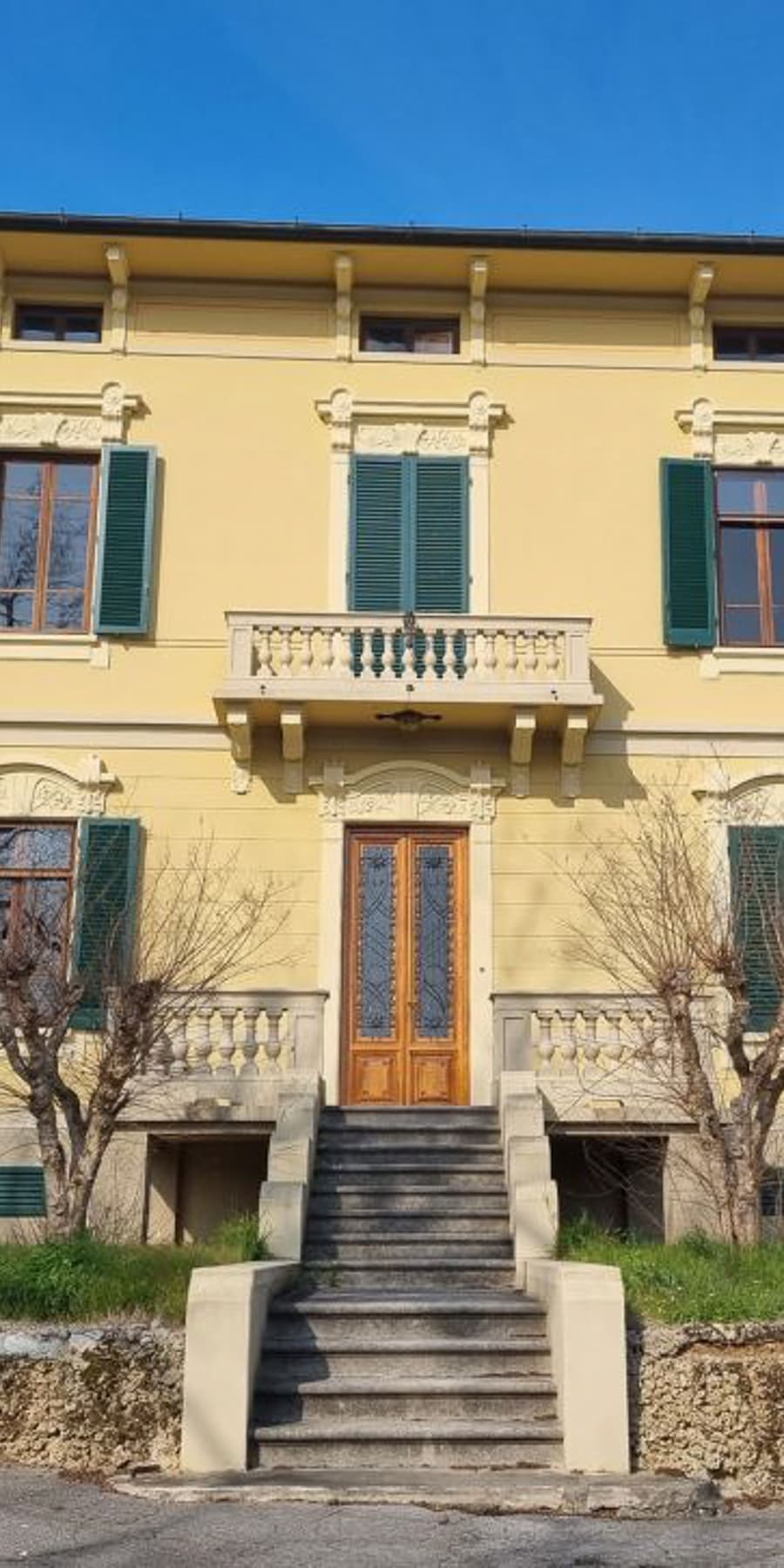Villa storica con piscina nella campagna di Lucca