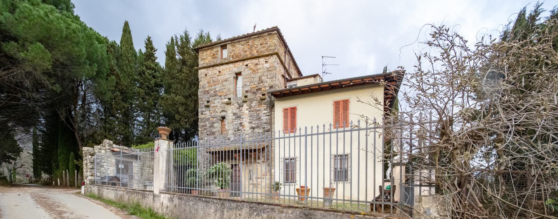Casale esclusivo nelle colline di Pontassieve, Toscana
