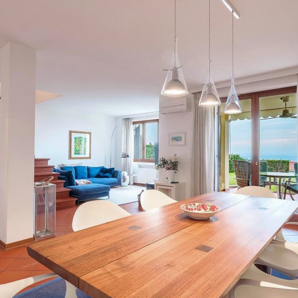 Villa in Lazise, Veneto Overlooking Lake Garda