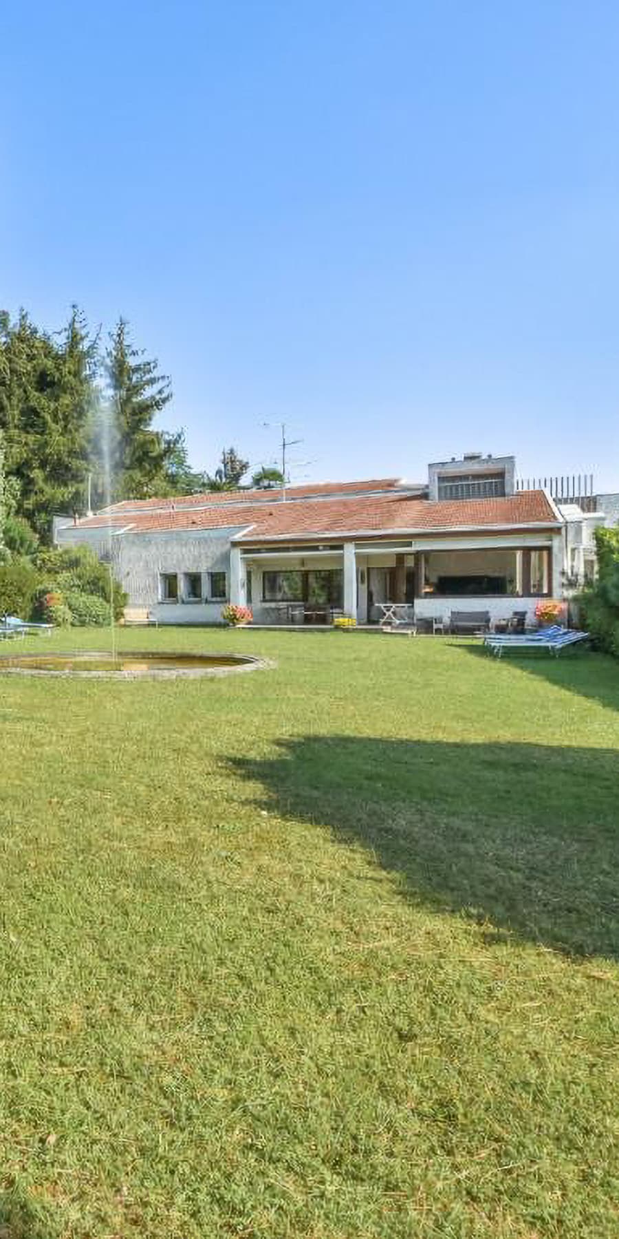 Charming Villa in Tavernerio, Lombardy