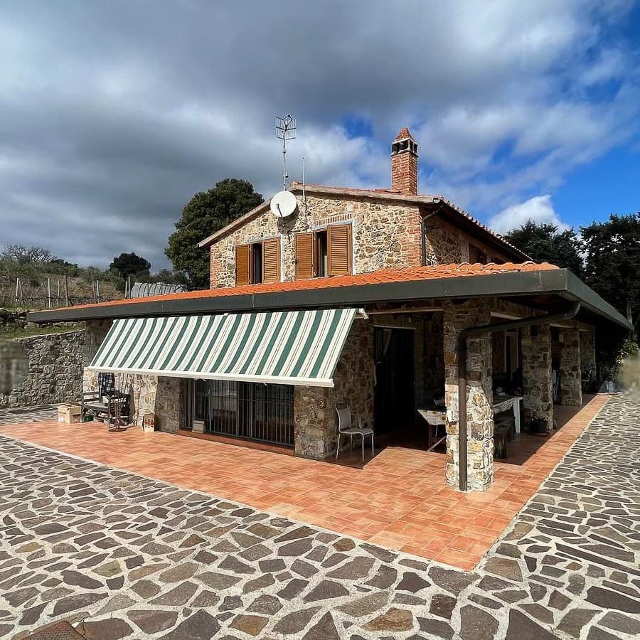 Casale in Toscana con Piscina e Uliveto a Massa Marittima