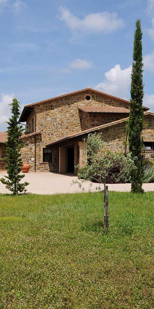 Villa esclusiva in pietra nella campagna di Follonica