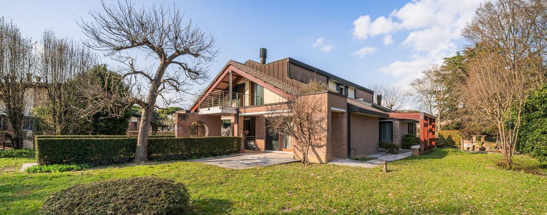 Villa di pregio con giardino a Venezia