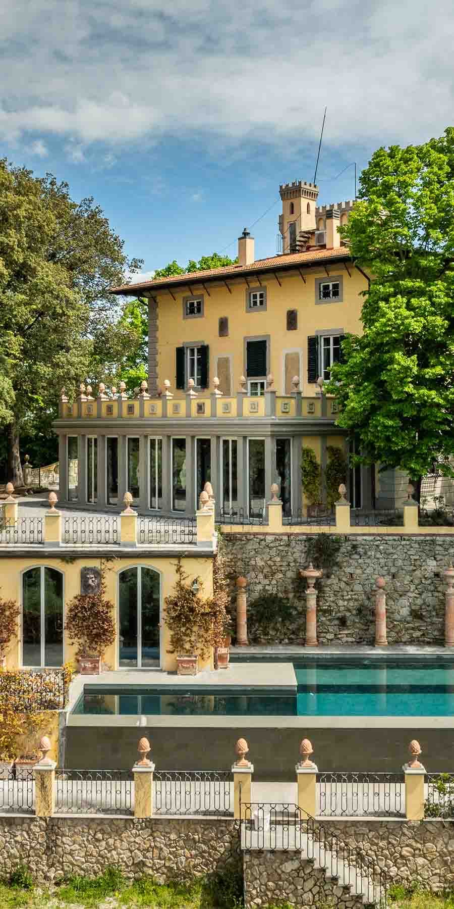 Charming Villa in Crespina Lorenzana, Tuscany