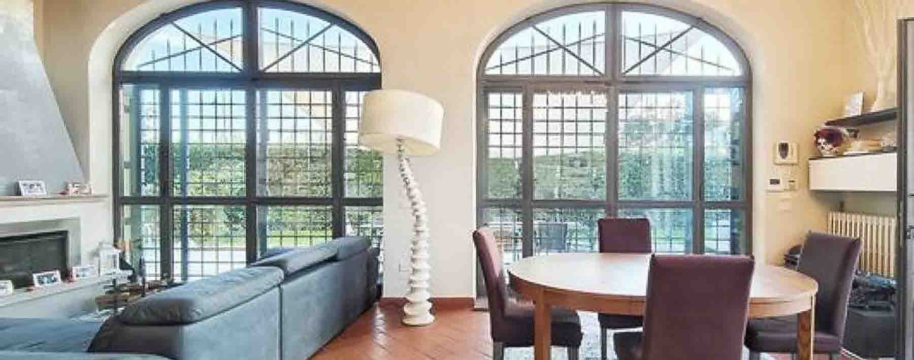 Villa storica con piscina a Campi Bisenzio, Toscana