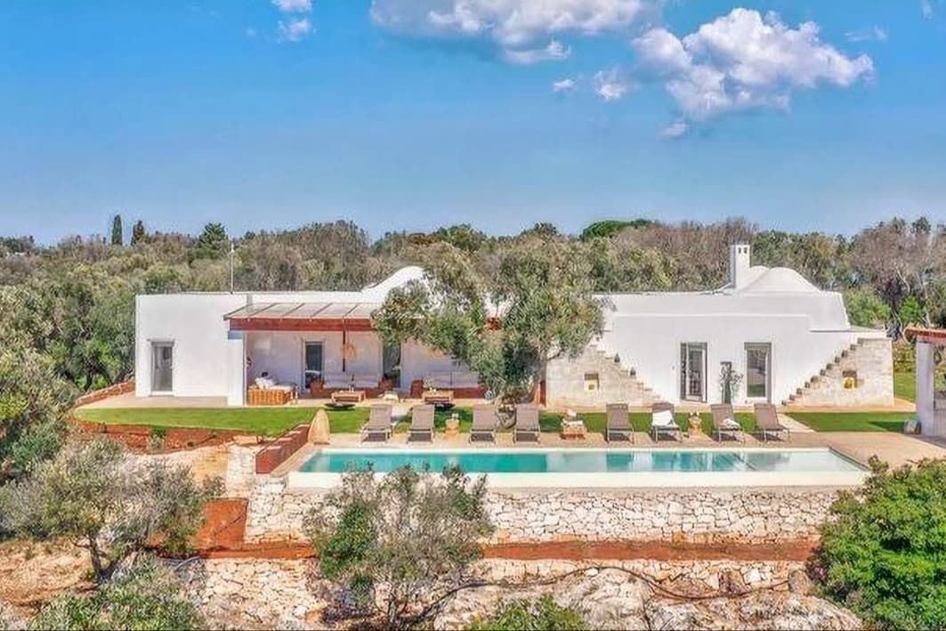 Charming Villa in Ostuni, Puglia's Heart