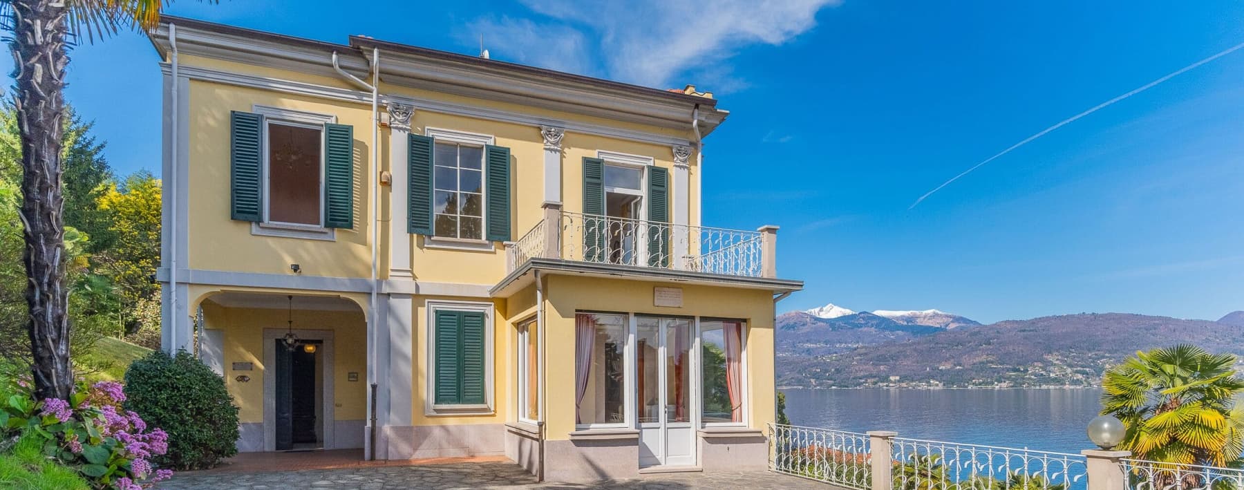 Villa Liberty a Baveno con vista sul Lago Maggiore