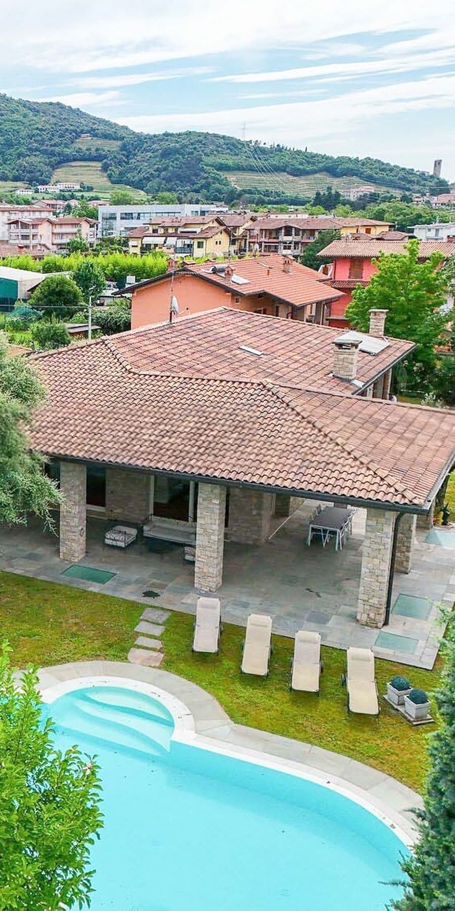 Charming Villa in Capriolo, Lombardy