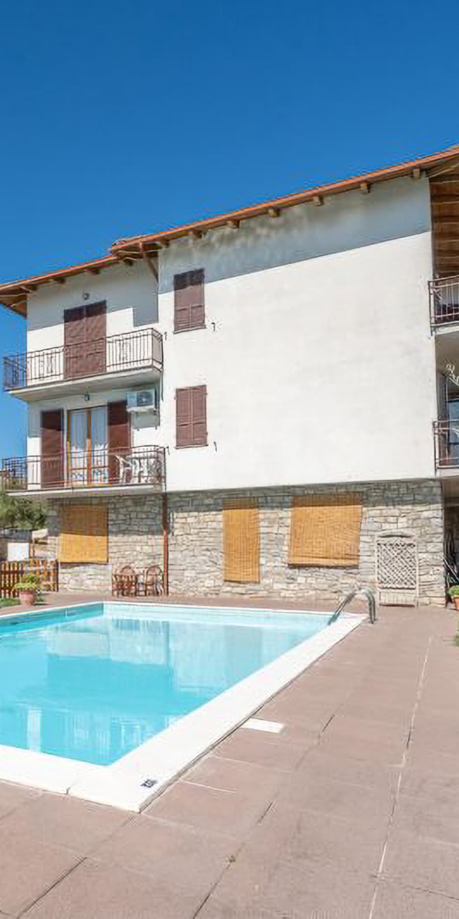 Albergo a Passignano sul Trasimeno con piscina e charme