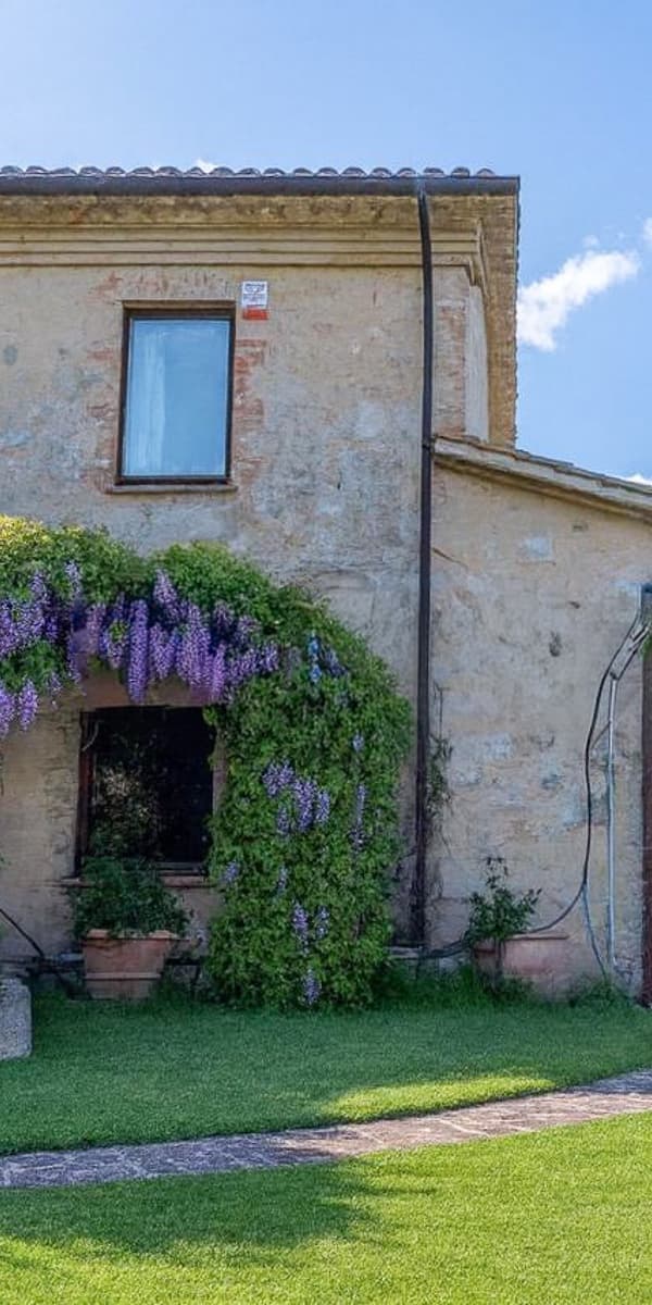 Proprietà esclusiva nel verde dell'Umbria