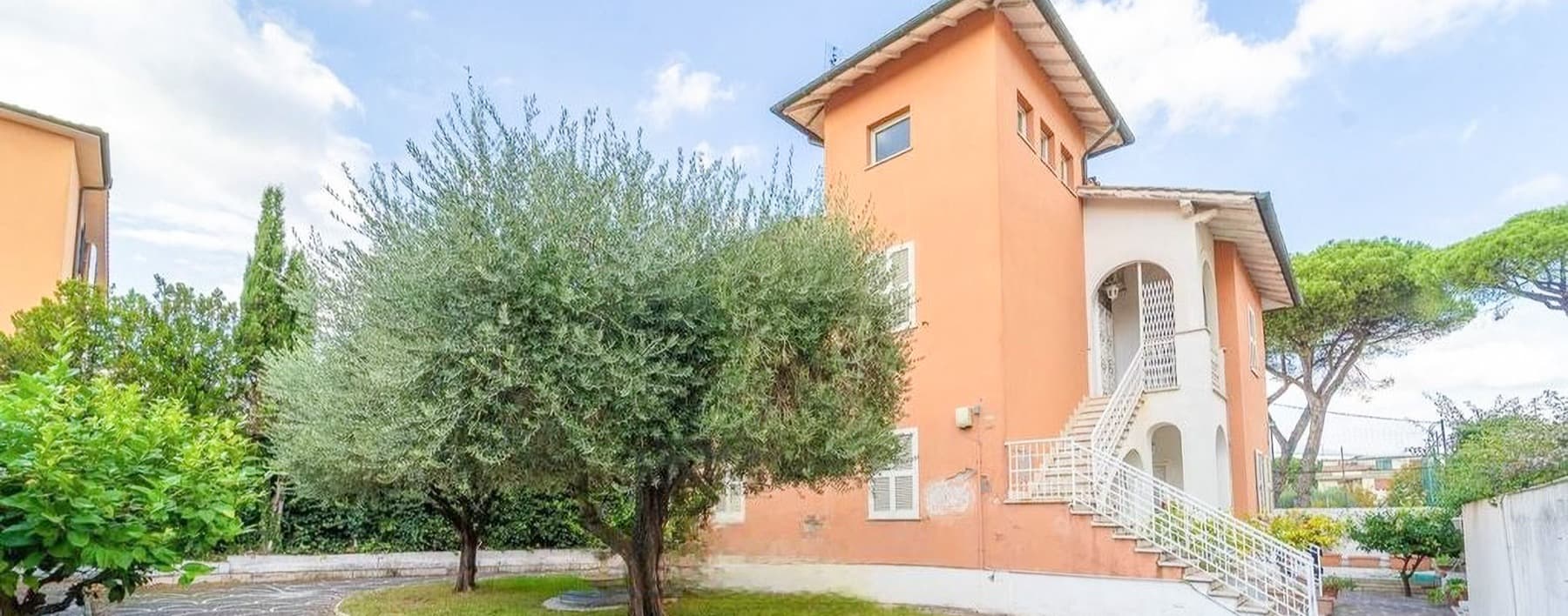 Villa esclusiva con giardino nel cuore di Roma