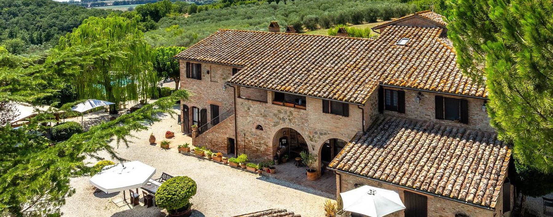 Casale di charme a Deruta, cuore delle colline umbre