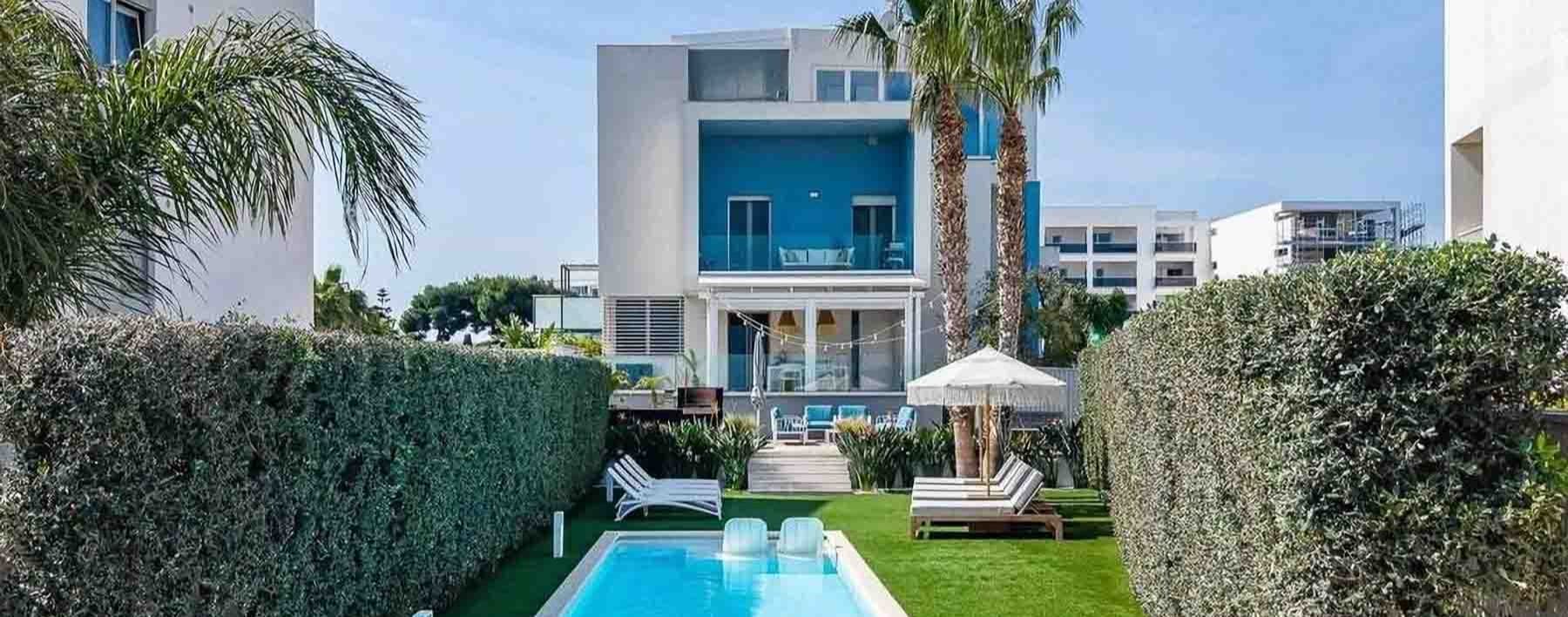 Villa esclusiva fronte mare a Monopoli, 170 mq di lusso