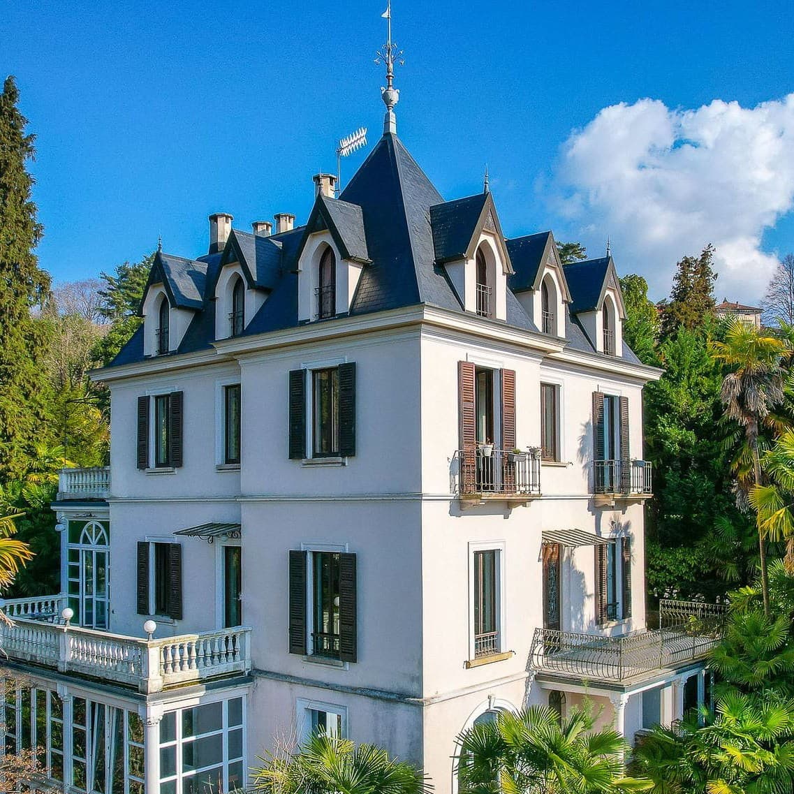 Villa in Luino, Lago Maggiore, Lombardia