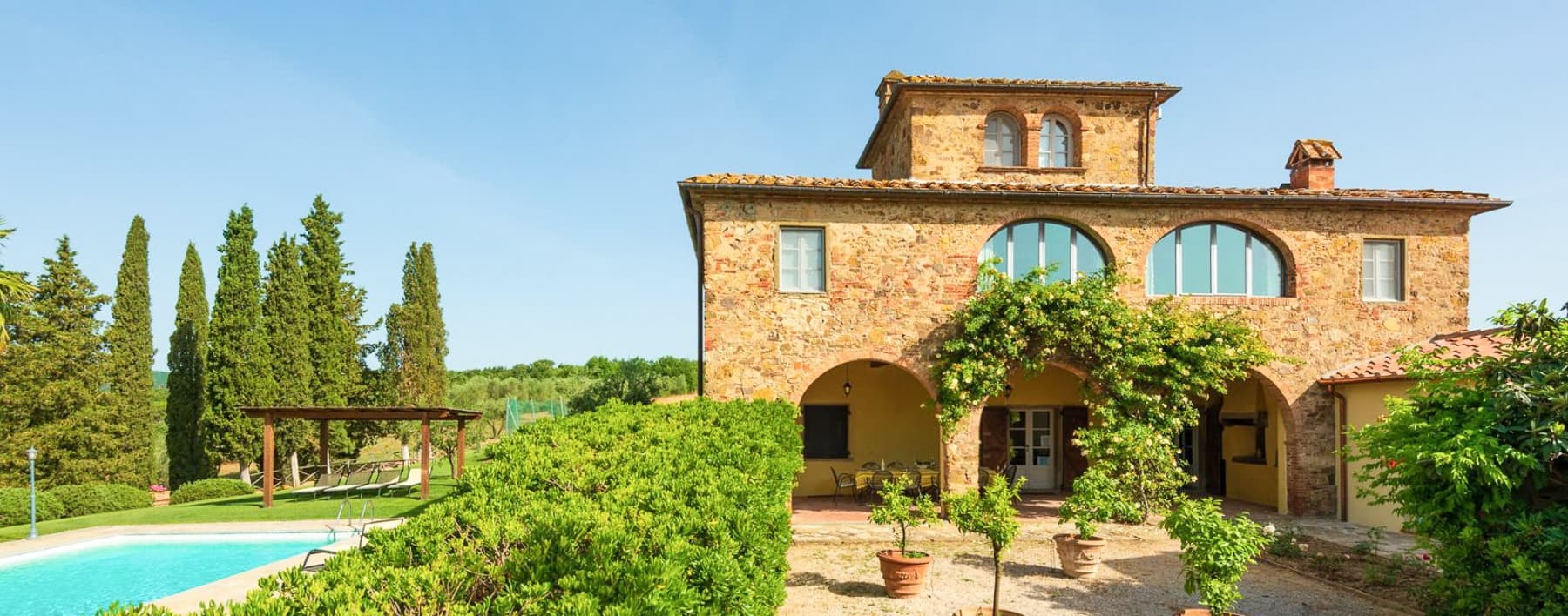 Casale di lusso in Toscana: 645 mq a Sinalunga
