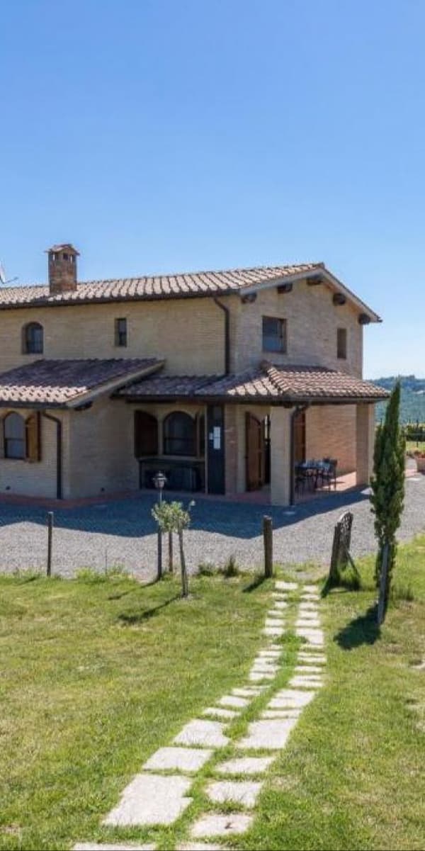 Charming Property in Val d'Orcia, Tuscany