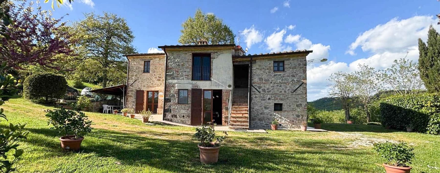 Colonica a Radicofani, gioiello in Val d'Orcia