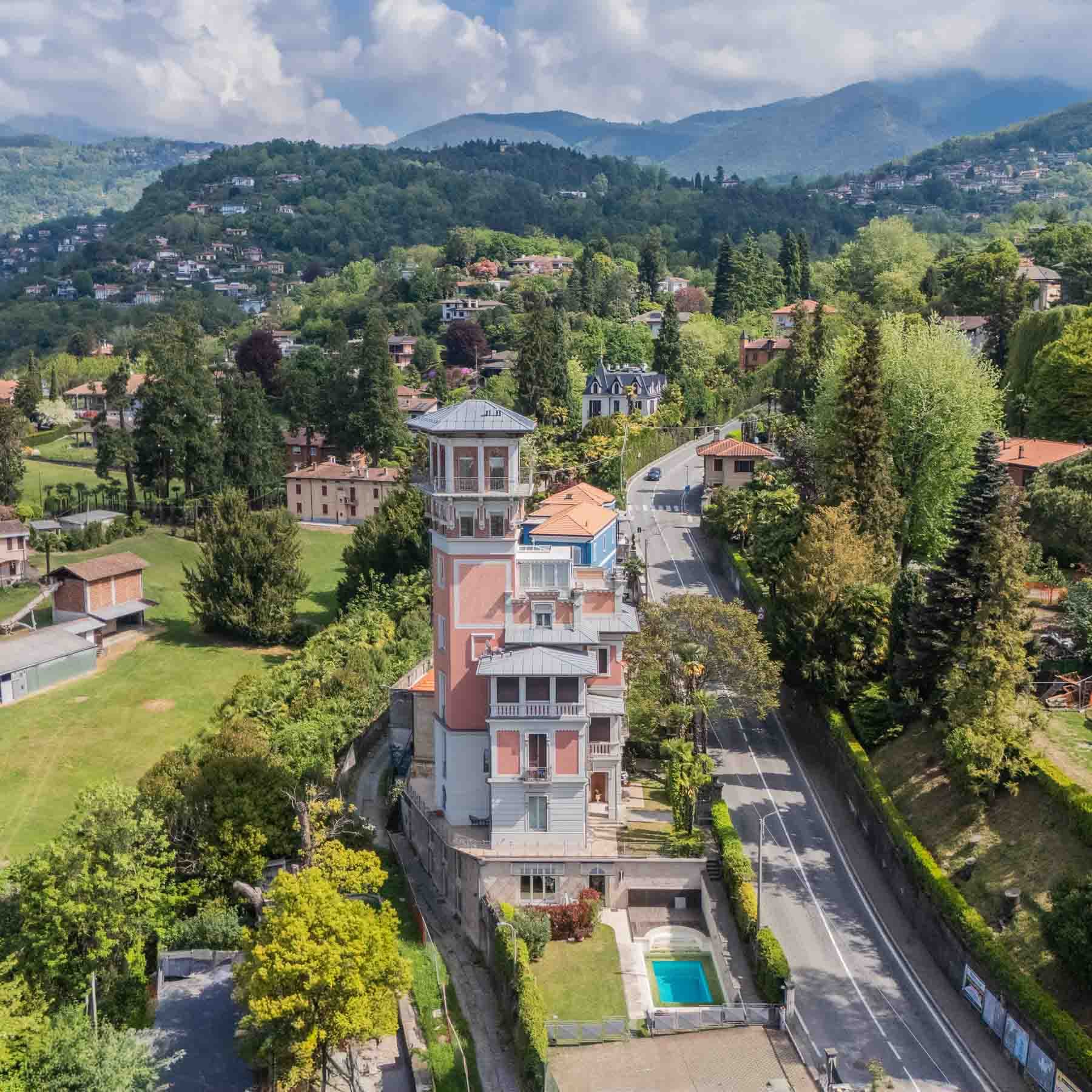 Villa in Luino with Stunning Lago Maggiore Views