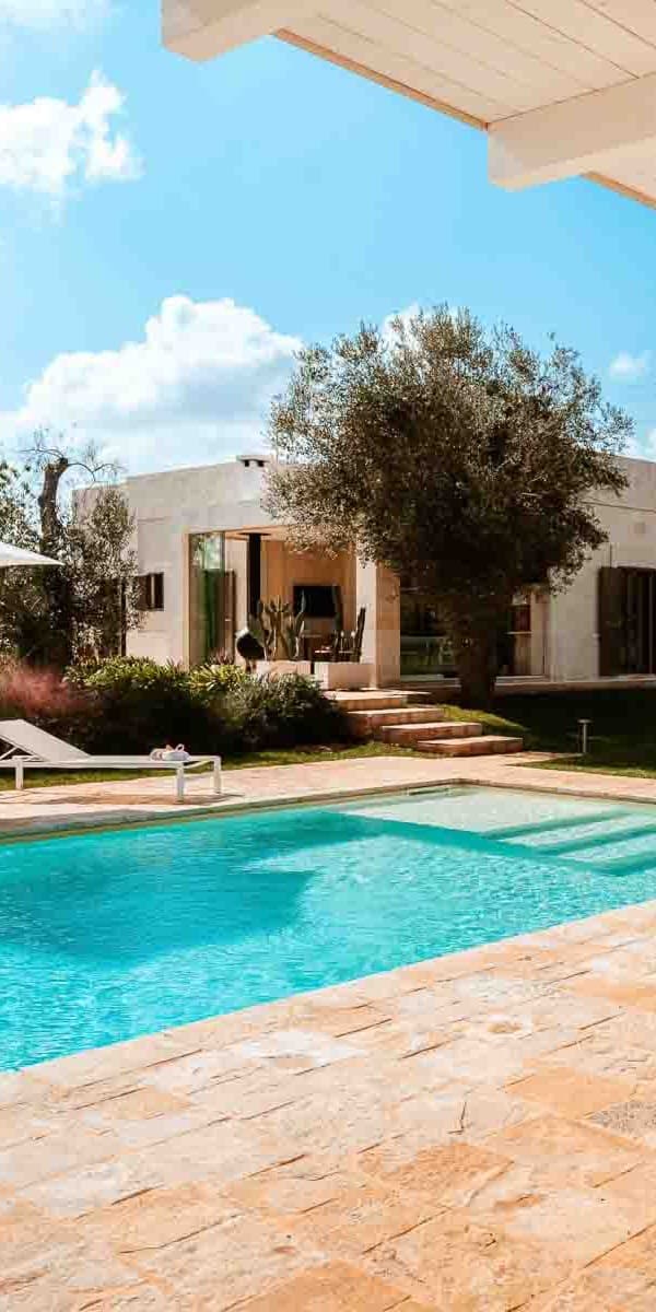 Charming Villa in Ostuni, Puglia's Scenic Beauty