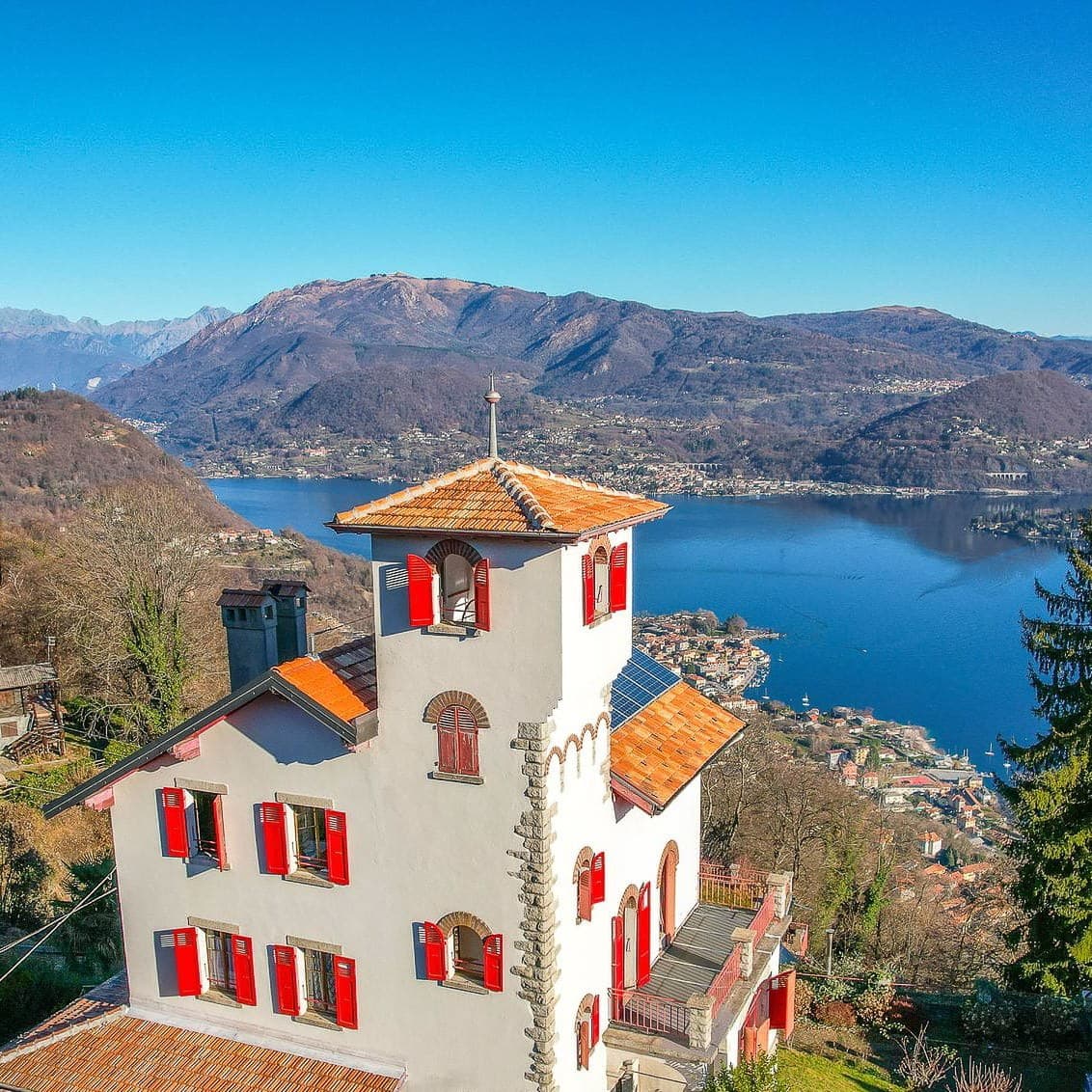 Villa panoramica a Boleto, vista sul Lago d'Orta