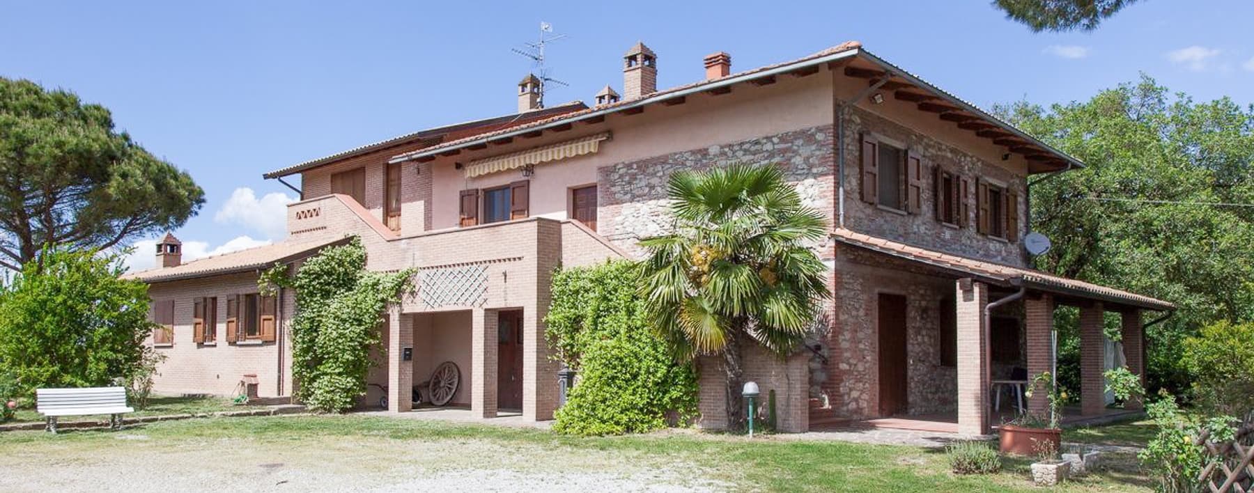 Azienda Agricola a Castiglione del Lago, Umbria