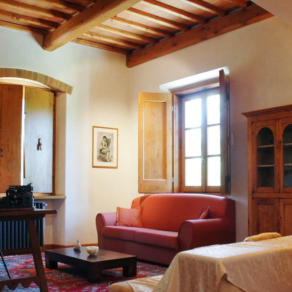 Villa storica con piscina nella campagna Toscana