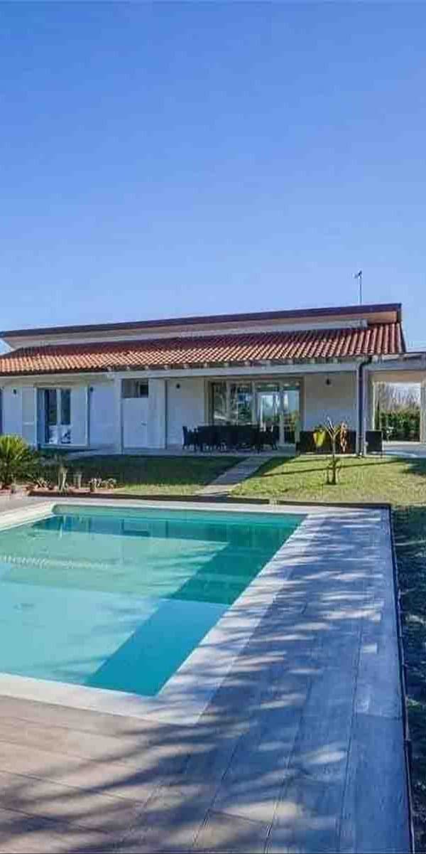 Charming Villa in Versilia, Pietrasanta, Tuscany