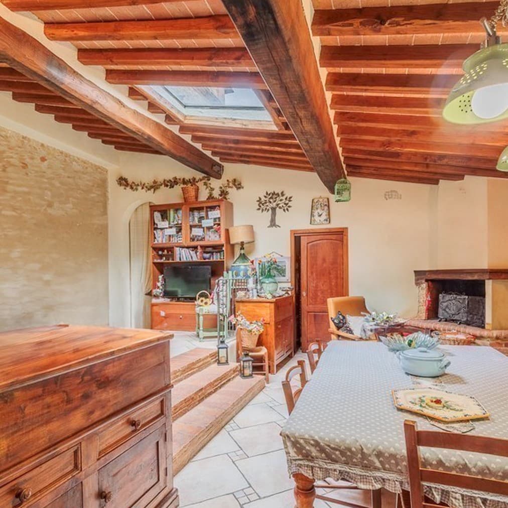 Casale storico di 600 mq nel Chianti, Sovicille