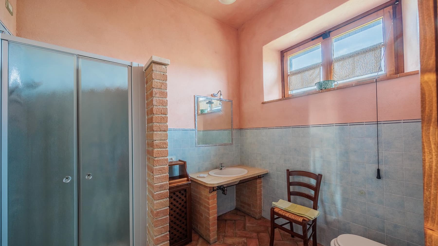 Big Image 30
