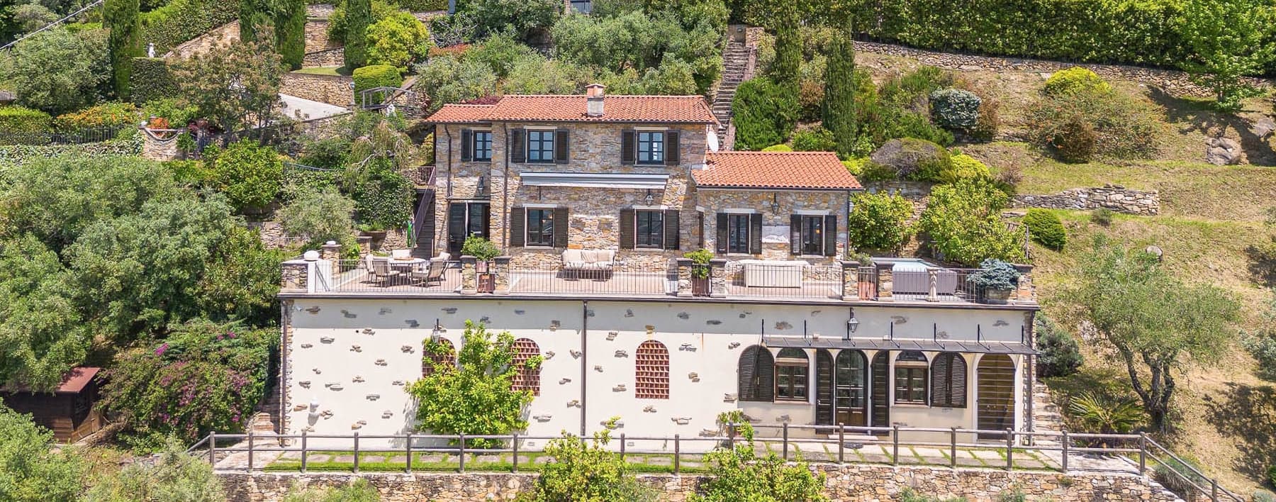 Villa esclusiva immersa nel cuore della Versilia