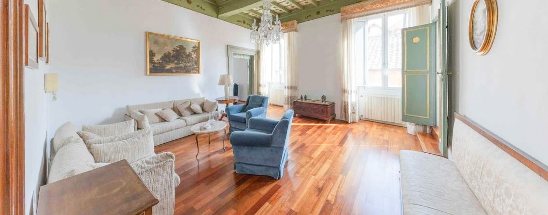Appartamento storico nel cuore di Roma, 210 mq di charme
