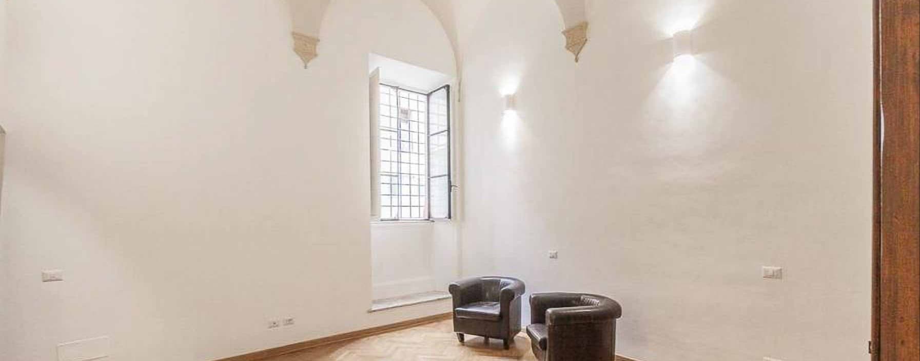 Appartamento storico di 125 mq in Via Giulia, Roma