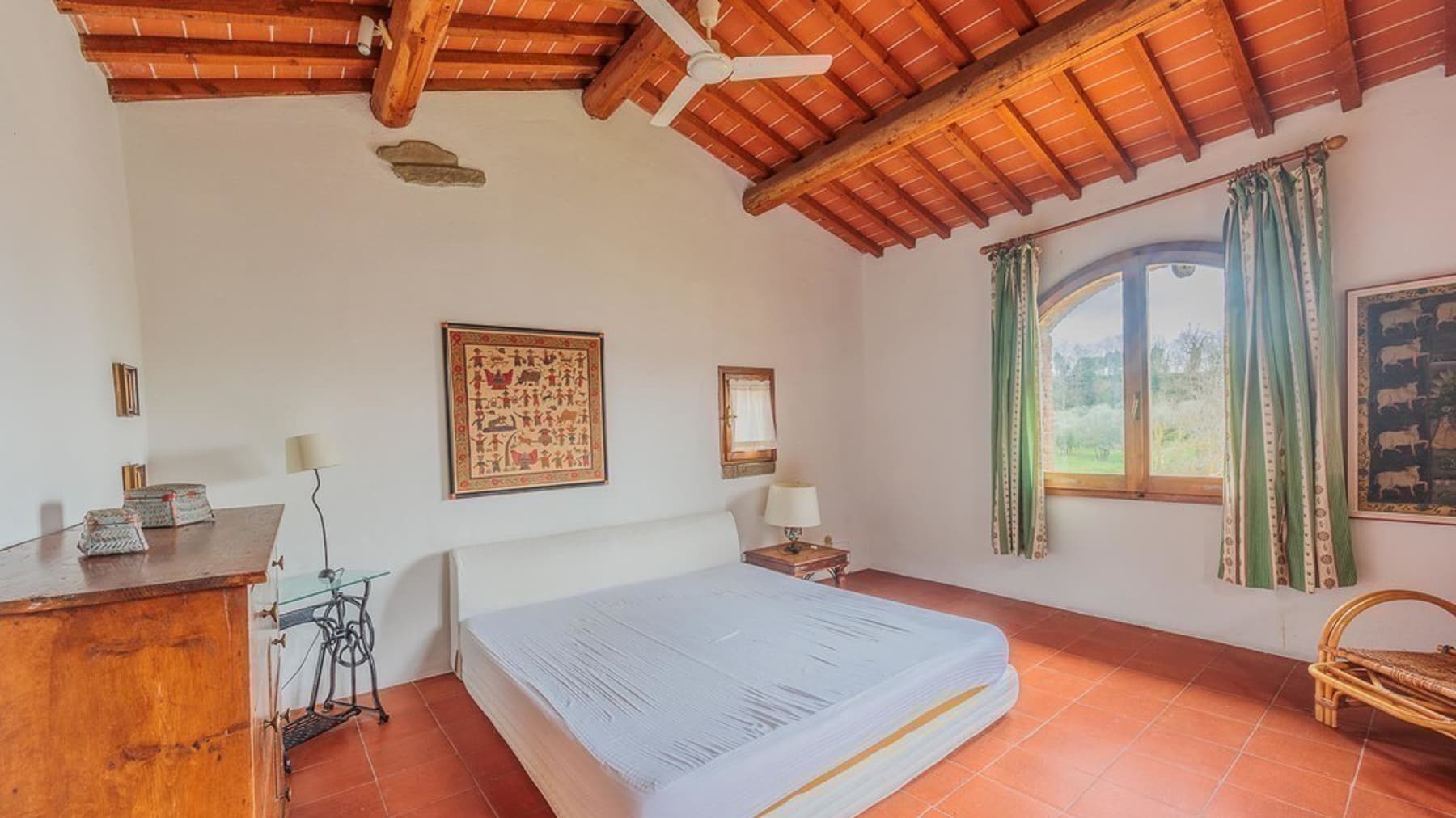 Big Image 10