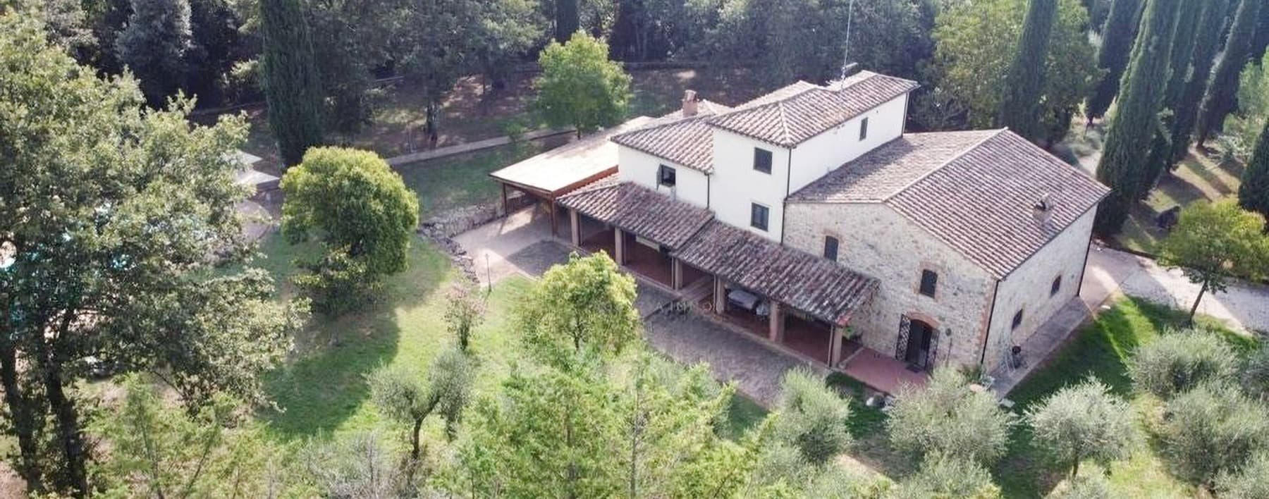 Casale con piscina nel cuore dell'Umbria, ad Amelia