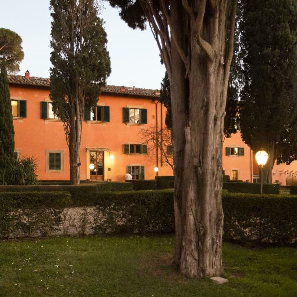 Villa storica nel cuore delle colline toscane