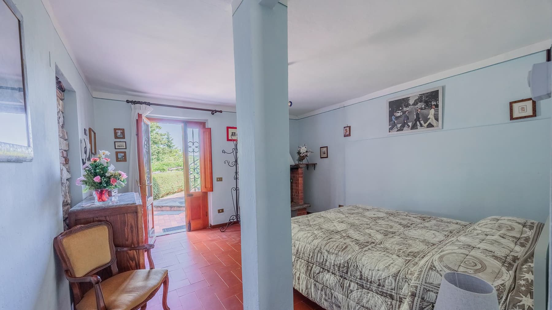 Big Image 10