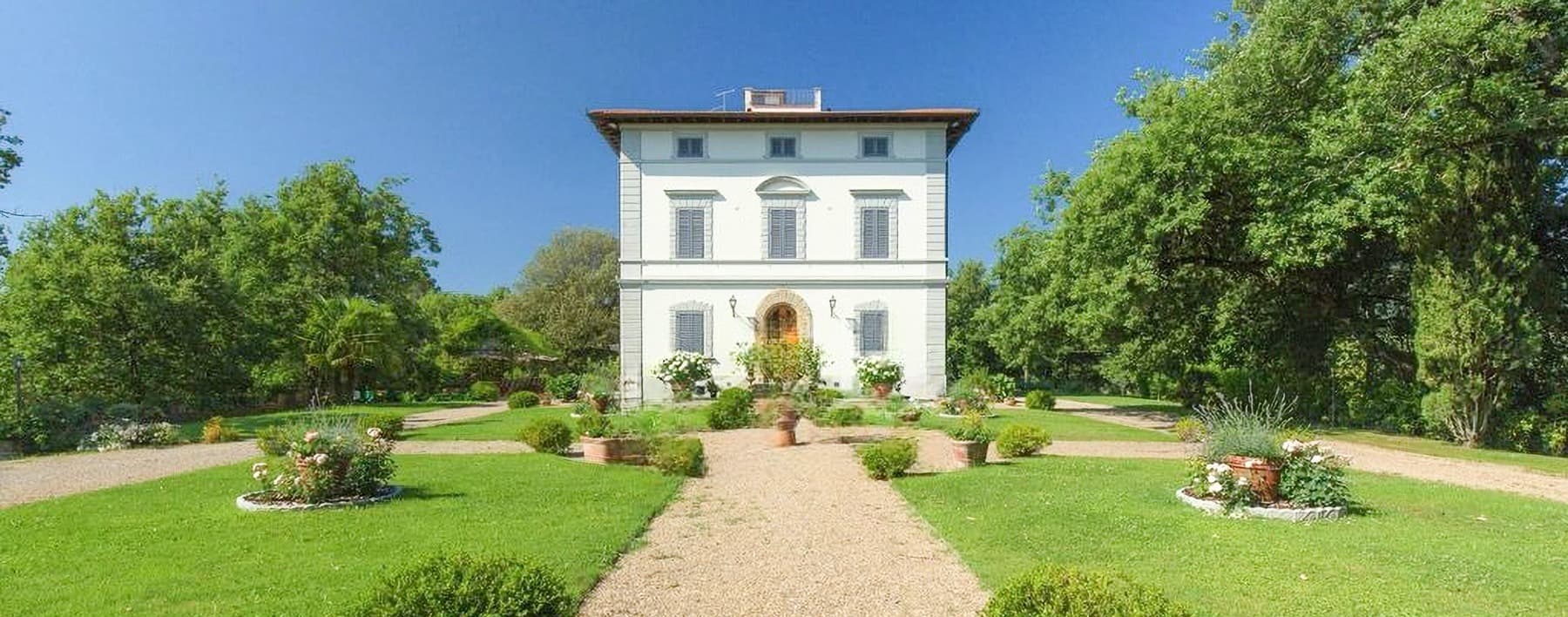 Elegant Villa in the Heart of Tuscany's Arezzo