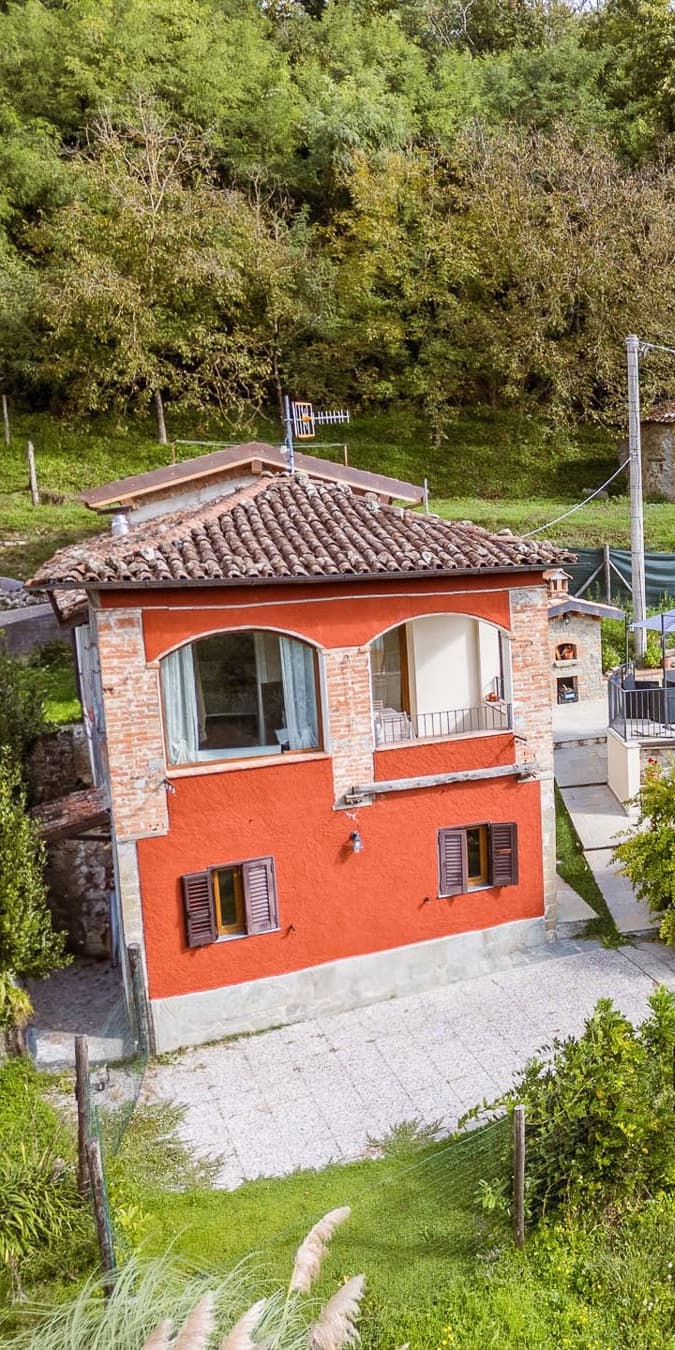 Casale ristrutturato a Castelnuovo di Garfagnana, Toscana