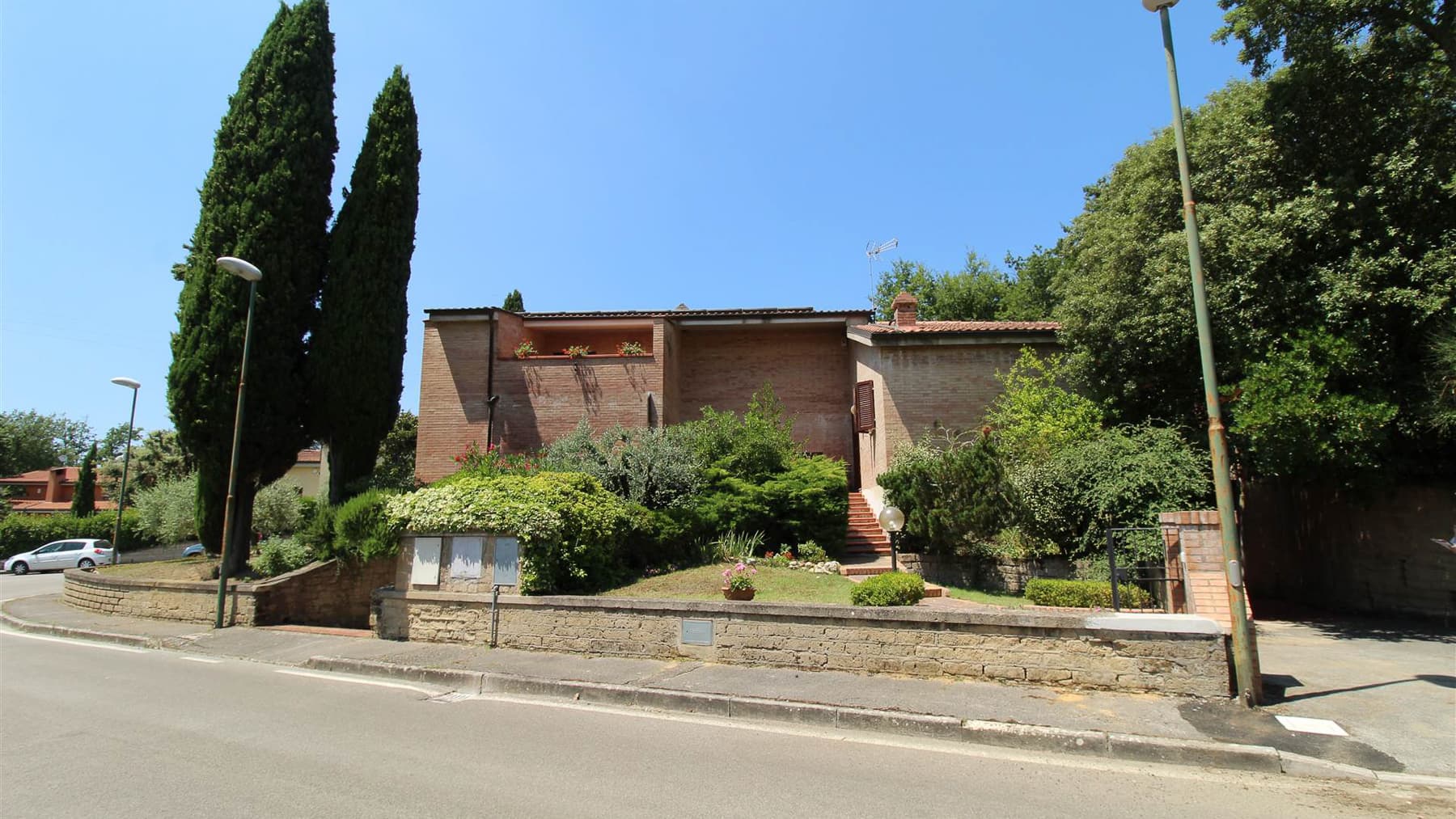 Big Image 6